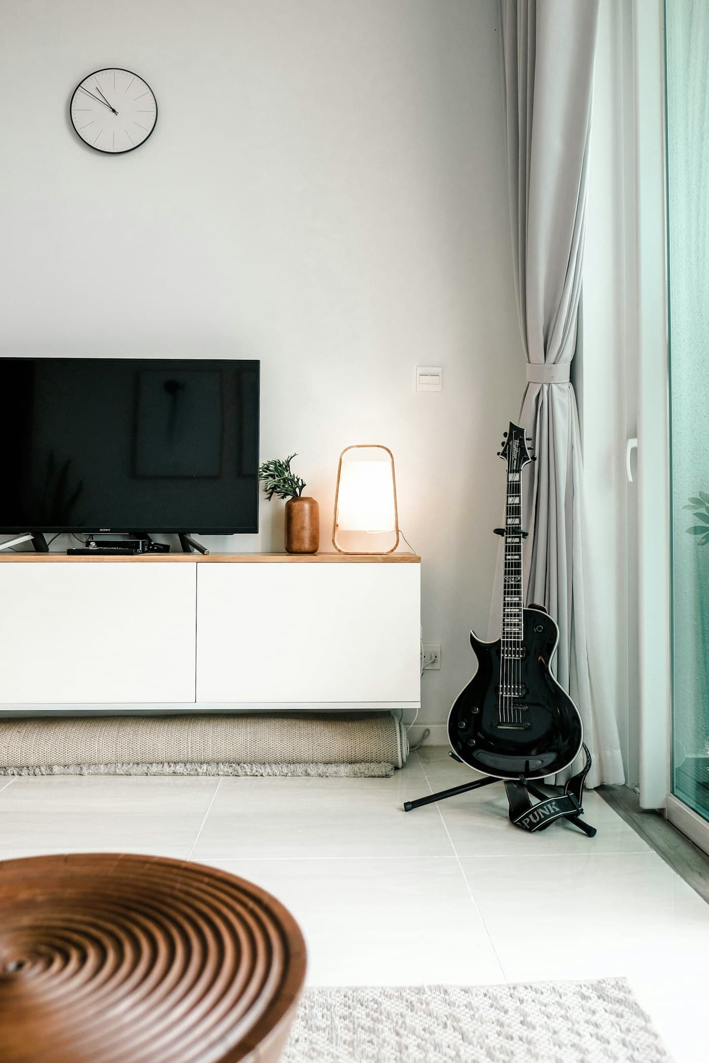 Bright 3BR Apartment in Jakarta Pusat