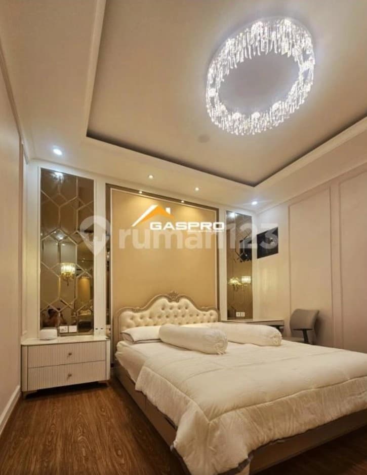 Fully Furnished 3-Story Luxury House in Menaggio Village, Gading Serpong