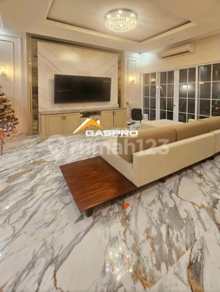 Fully Furnished 3-Story Luxury House in Menaggio Village, Gading Serpong